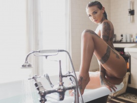 Fishball suicide nudes
